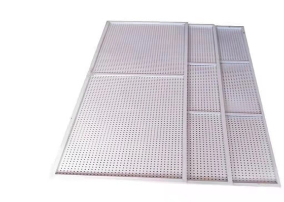 0.6mm Tribune van de de Plaatvertoning van Mesh Fixed On Wall Orifice van het Draadmetaal de Decoratieve