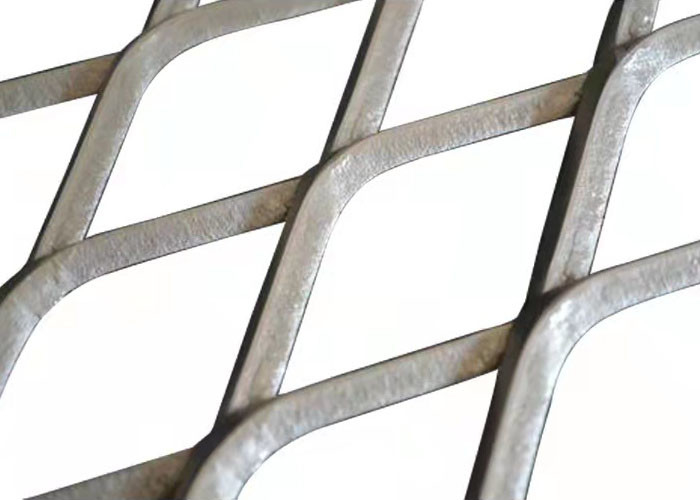 De gegalvaniseerde 0.8mm Decoratieve Bouw van Draadmesh mechanical protection diamond tensile